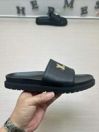 Picture of Louis Vuitton Slippers _SKULVsz38-45mnf04341329